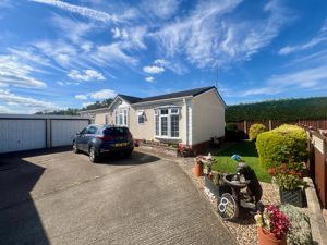 Photo 17- click for photo gallery